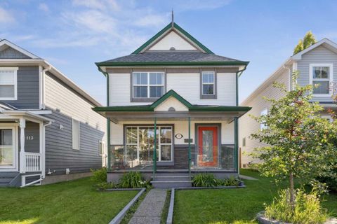 117 Tuscany Drive NW Calgary AB T3L 2C3