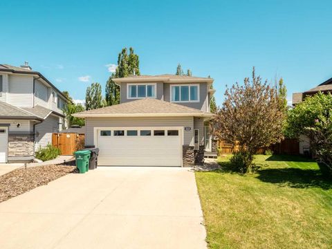 Photo of 111 Fairmont Road S, Lethbridge, AB T1K 8C8 (MLS # A2317558)