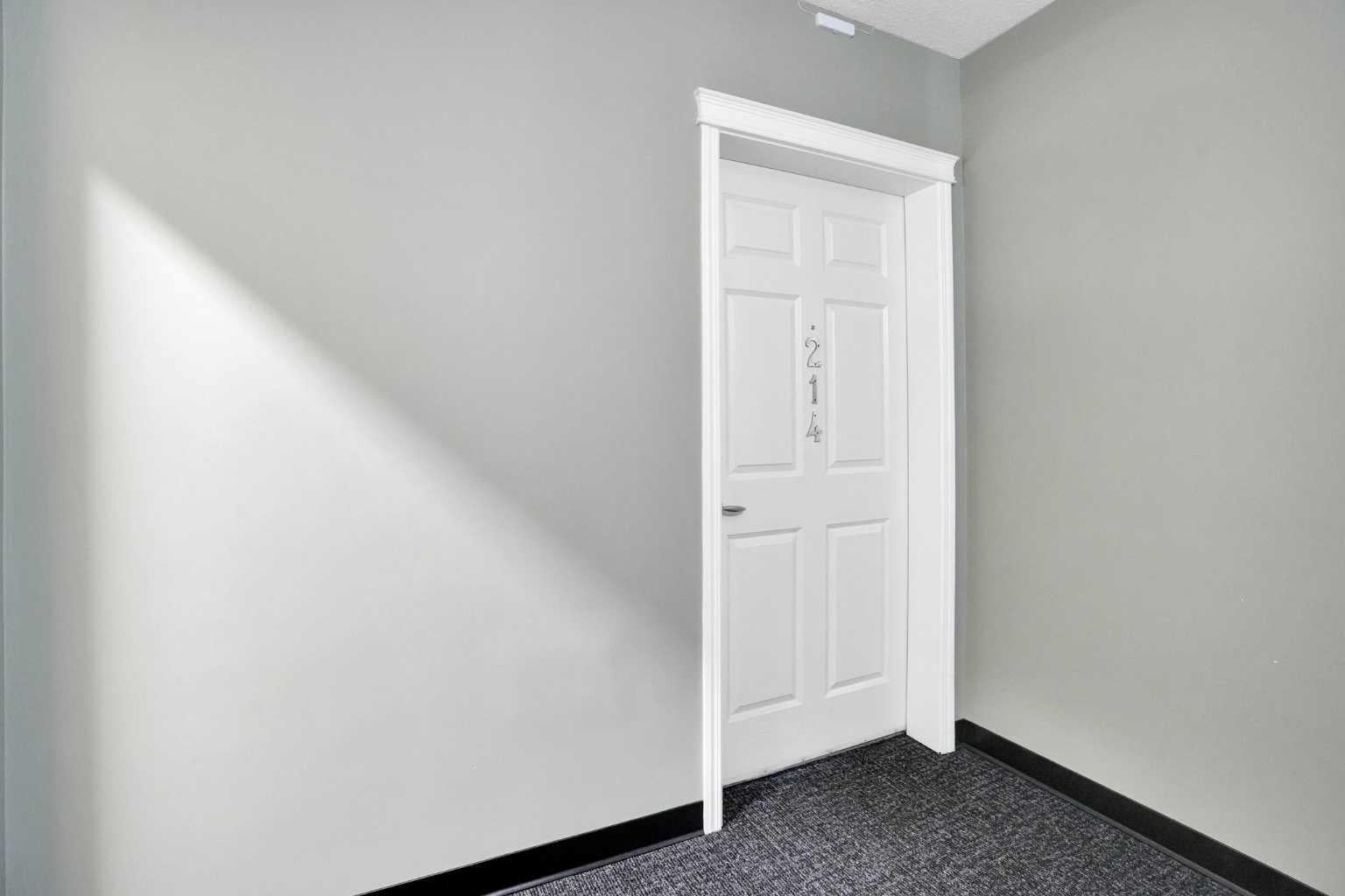 5720 2 Street SW 214
