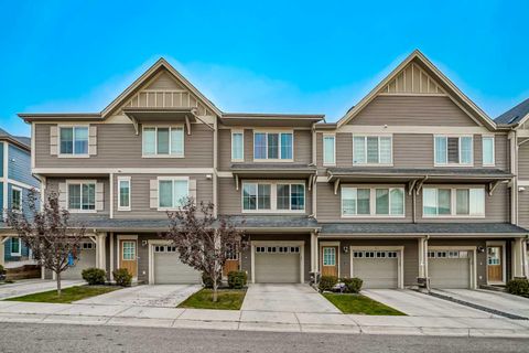 43 Kinlea Common NW Calgary AB T3R 0S2