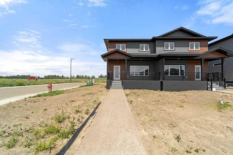 Photo of 6336 26 Avenue, Camrose, AB T4V 5J6 (MLS # A2303083)