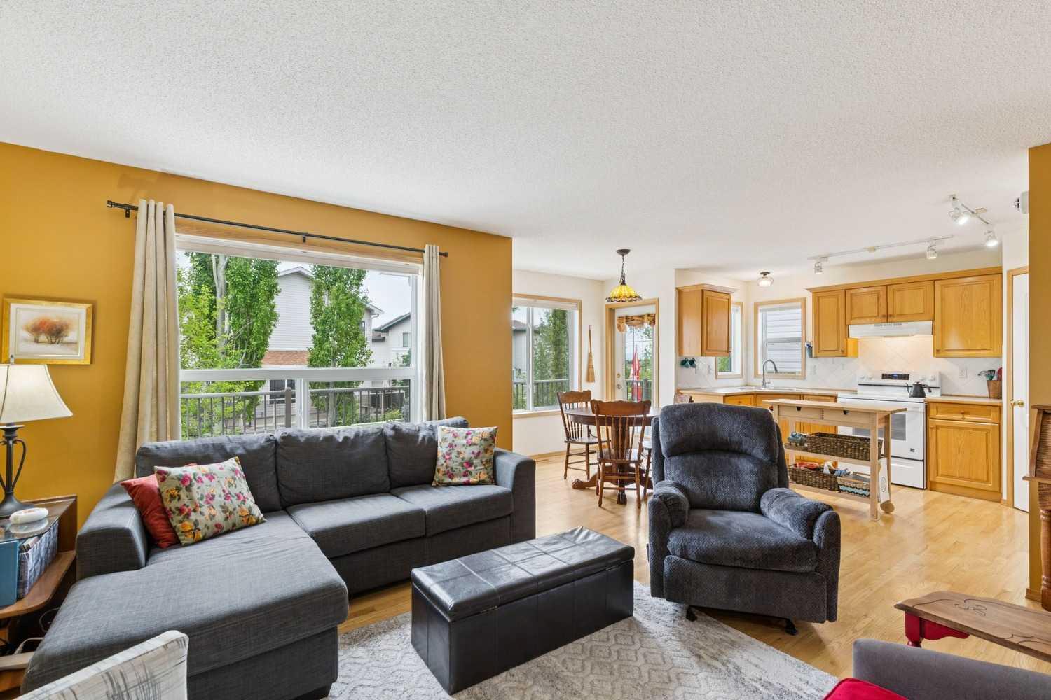23 Tuscarora Close NW
