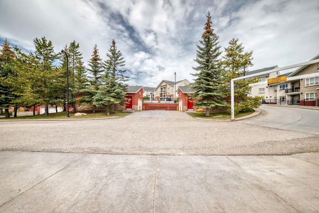 Photo of 26 Val Gardena View SW #443, Calgary, AB T3H 5Z5 (MLS # A2348180)