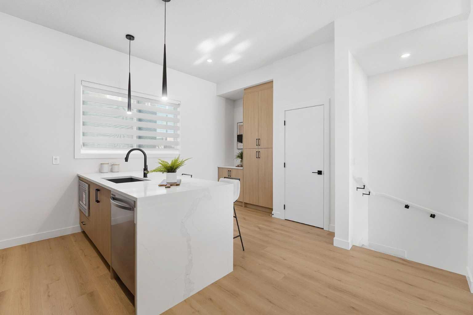 200 Belvedere Boulevard SE 601