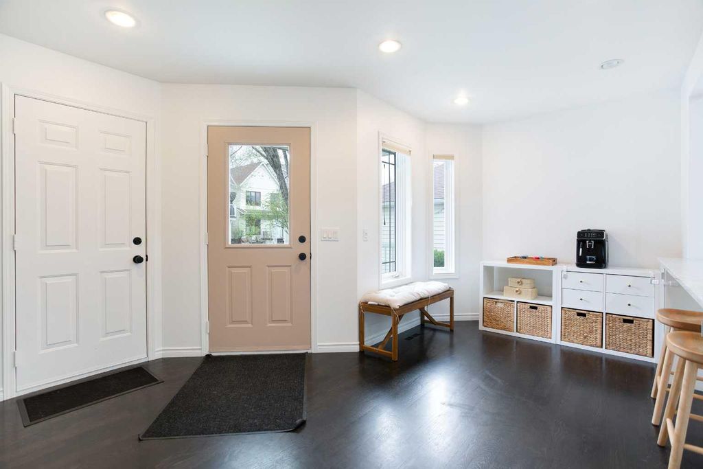 Photo of 184 Inglewood Cove SE, Calgary, AB T2G 5K3 (MLS # A2311274)