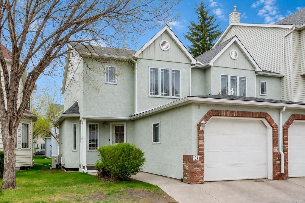 Photo of 184 Inglewood Cove SE, Calgary, AB T2G 5K3 (MLS # A2311274)