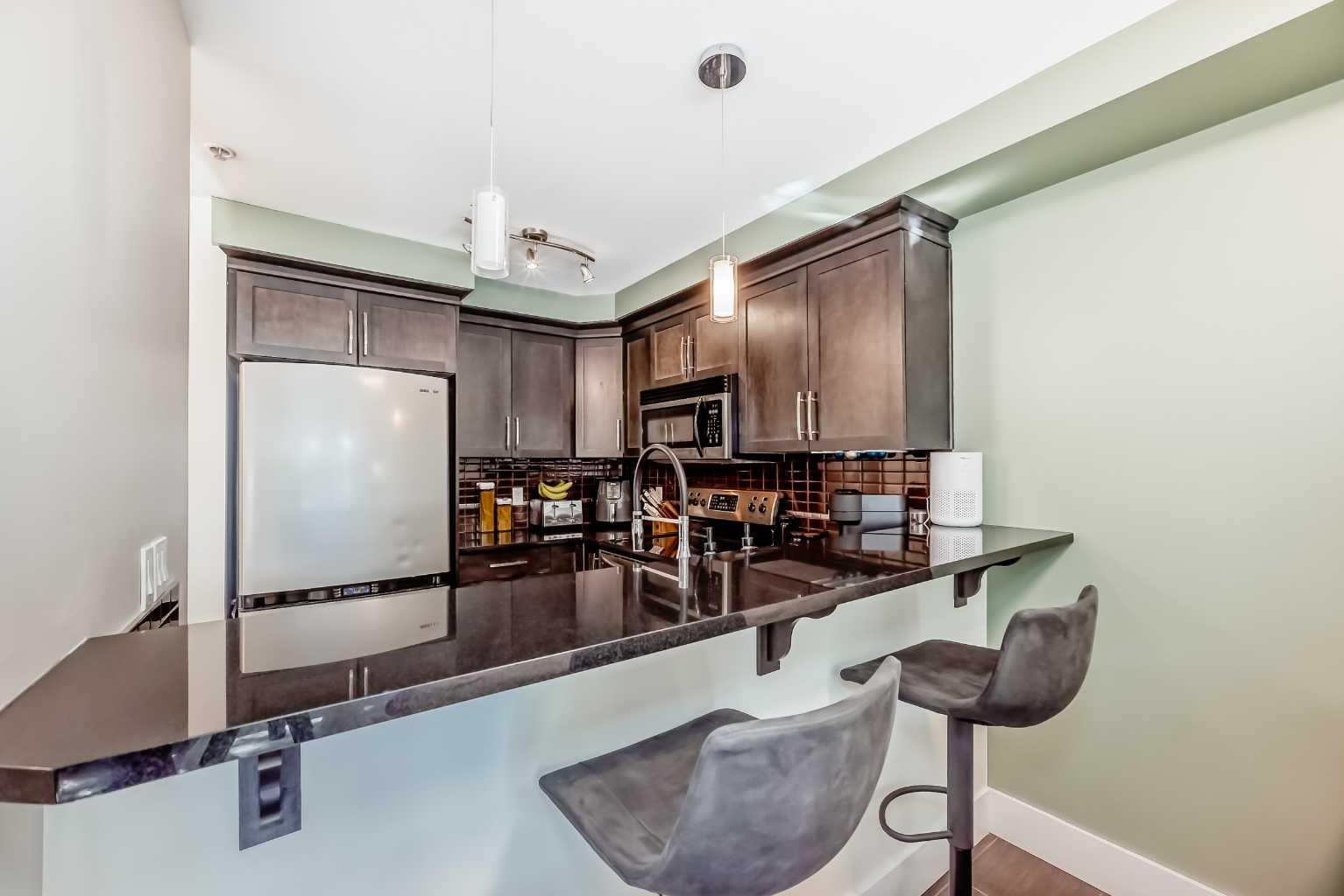 725 4 Street NE 104