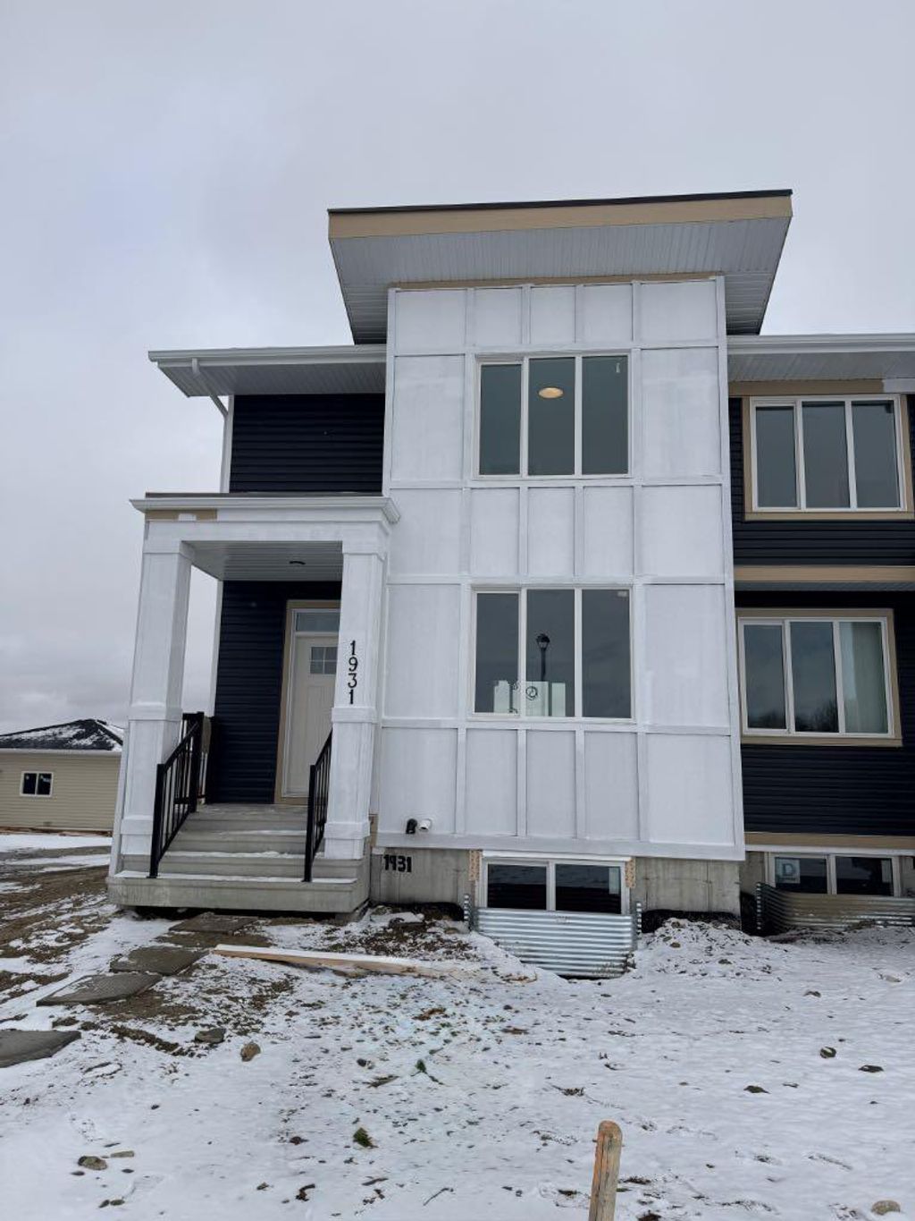 Photo of 1931 McCaskill Drive, Crossfield, AB T0M 0C1 (MLS # A2305392)