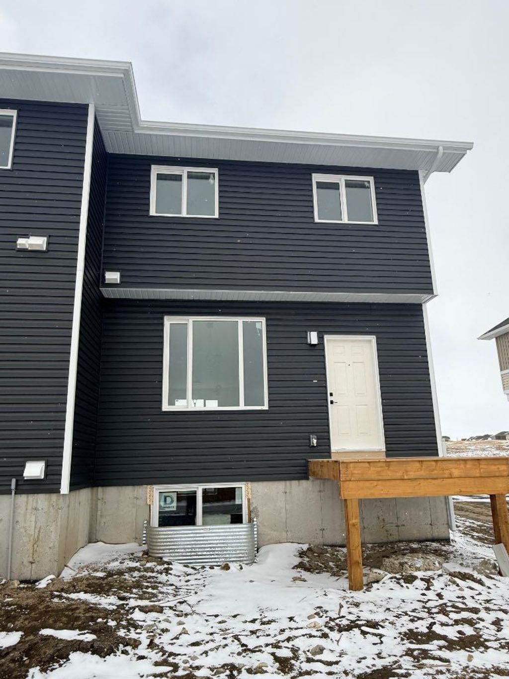 Photo of 1931 McCaskill Drive, Crossfield, AB T0M 0C1 (MLS # A2305392)