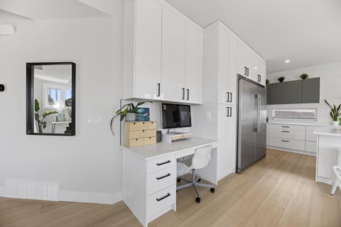 Tiny photo for 30 Silverstone Place, Didsbury, AB T0M 0W0 (MLS # A2345368)