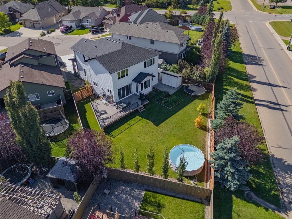 Photo of 30 Silverstone Place, Didsbury, AB T0M 0W0 (MLS # A2345368)