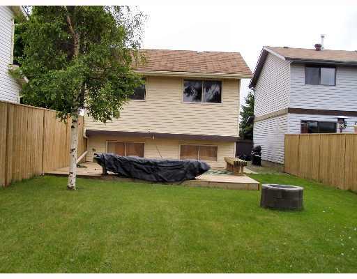 108 Abadan Crescent NE