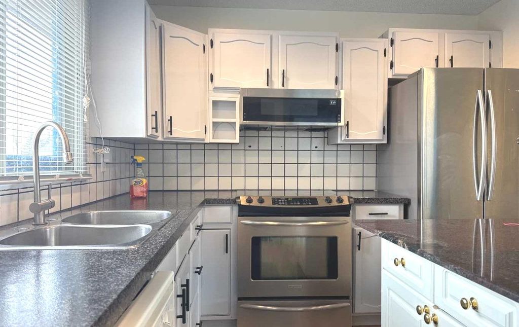 Photo of 2715 41A Avenue SE, Calgary, AB T2B 2M1 (MLS # A2291300)