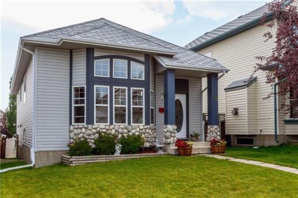 Photo of 149 Hidden Ranch Road NW, Calgary, AB T3A 5S6 (MLS # A2295394)