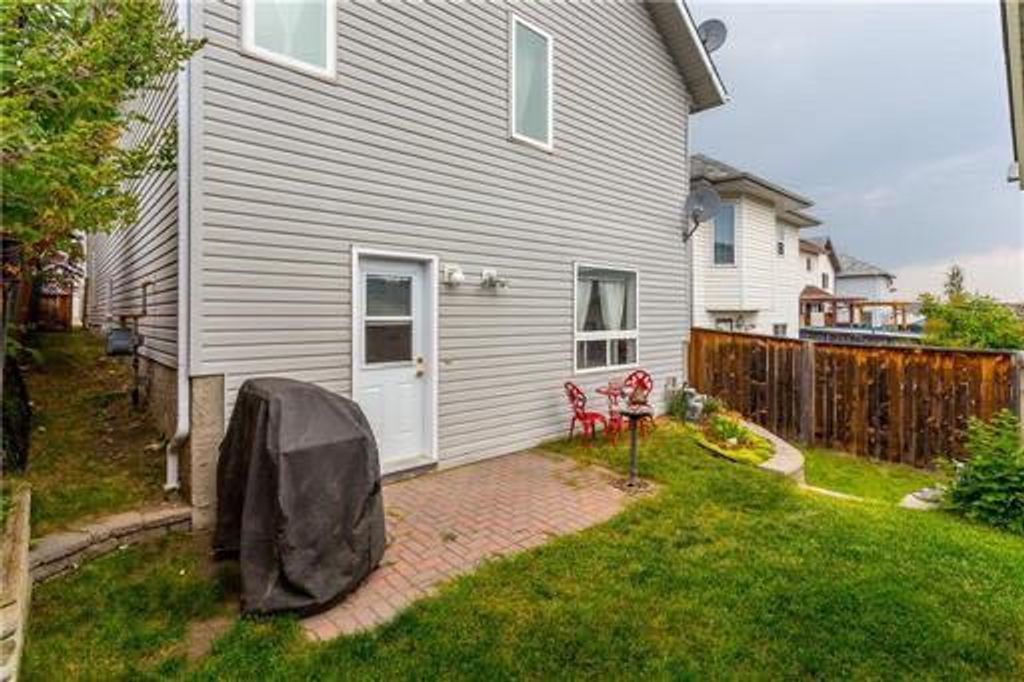 Photo of 149 Hidden Ranch Road NW, Calgary, AB T3A 5S6 (MLS # A2295394)