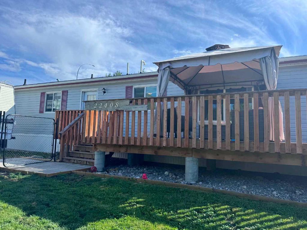 Photo of 22408 27 Avenue, Bellevue, AB T0K 0C0 (MLS # A2316255)