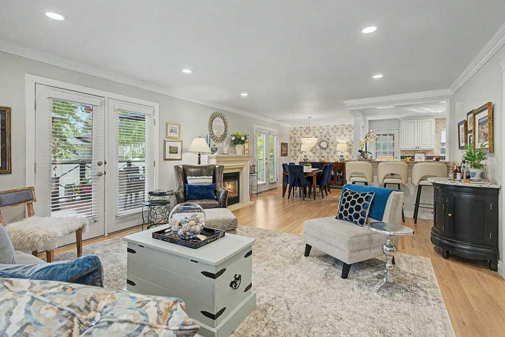 76 Chinook Drive SW