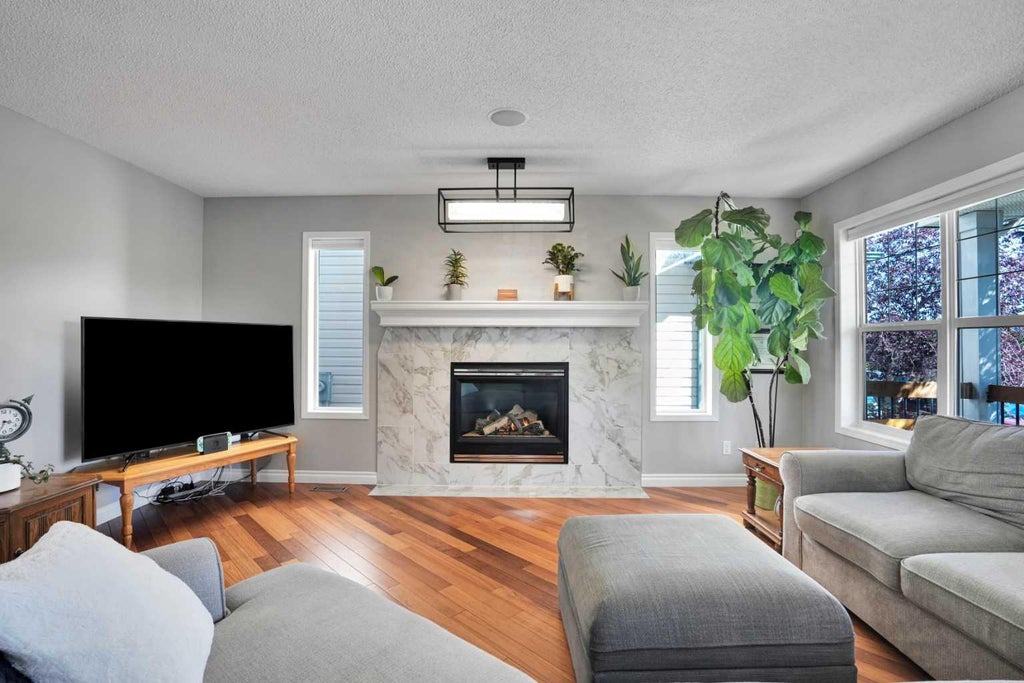 Photo of 62 Prestwick Landing SE, Calgary, AB T2Z 3S4 (MLS # A2340336)