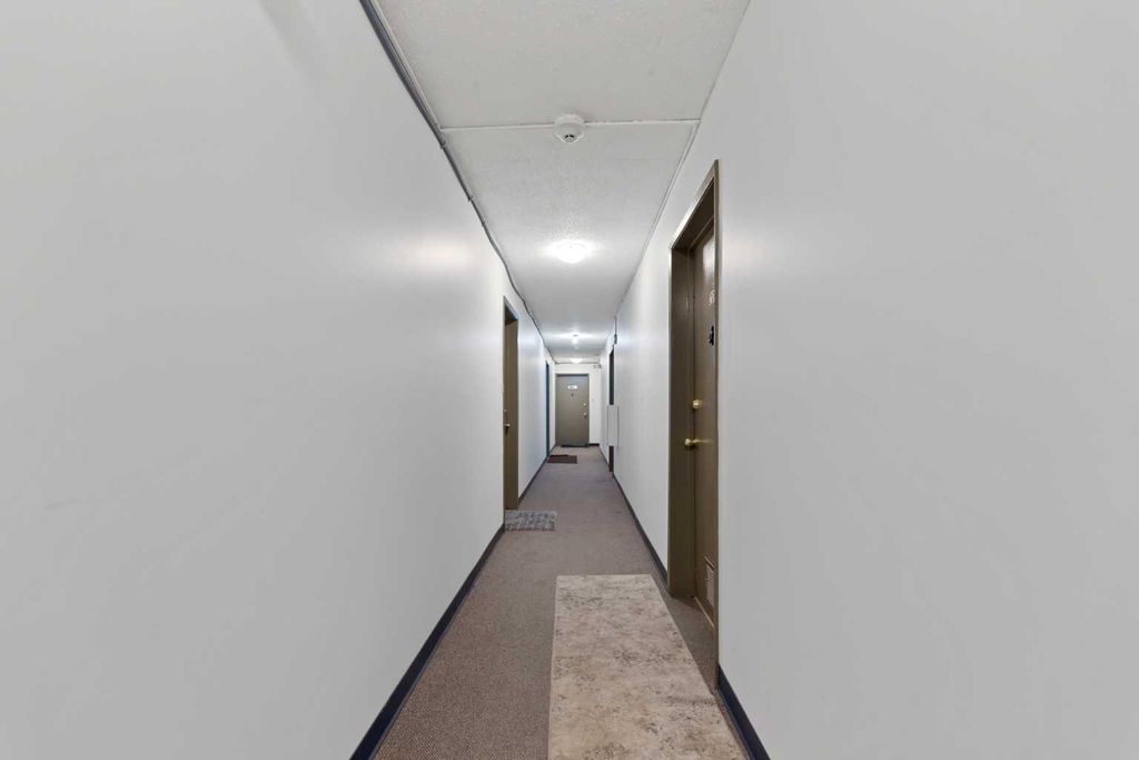 Photo of 4328 4 Street NW #204, Calgary, AB T2K 1A2 (MLS # A2275883)