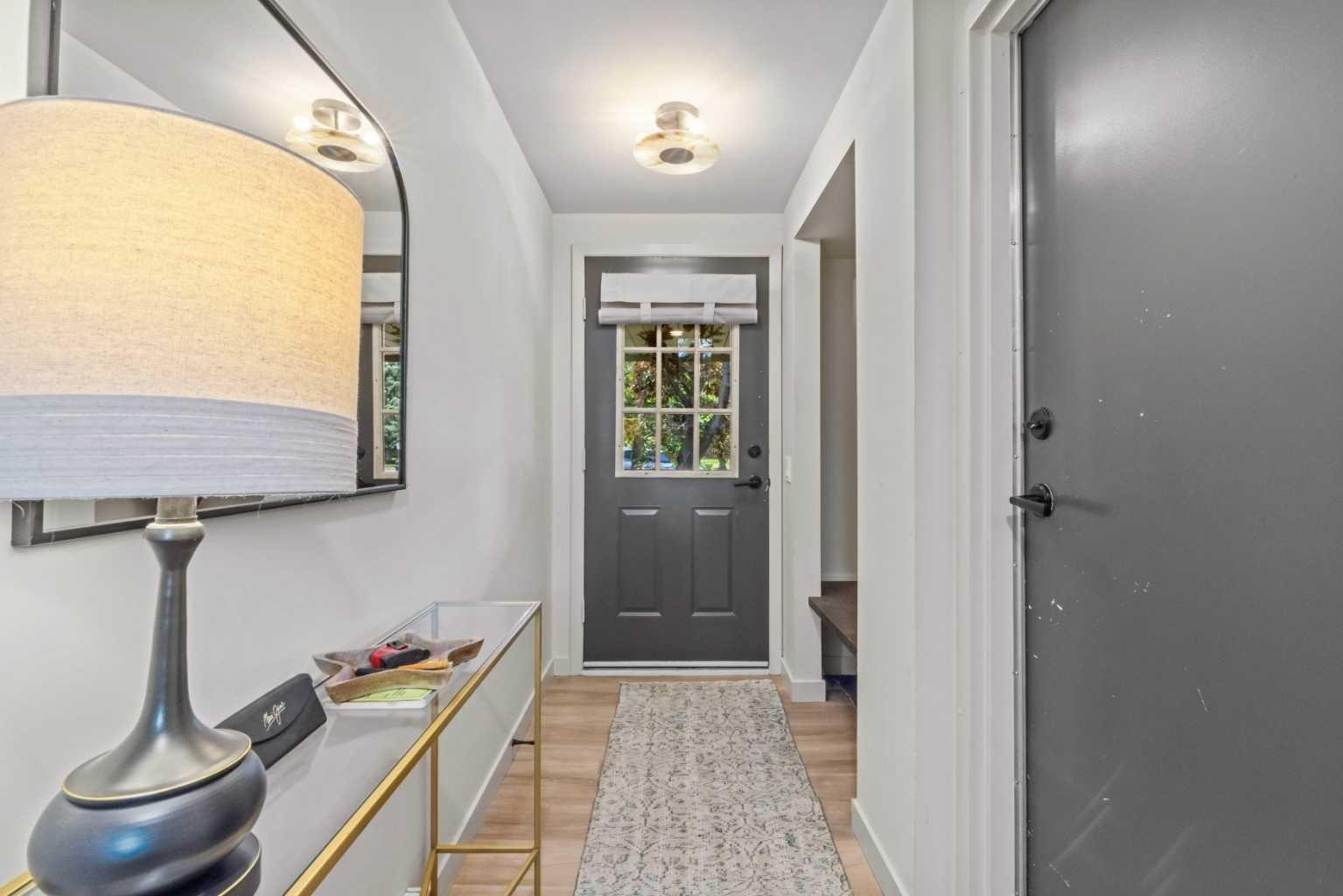 140 Point Drive NW 16