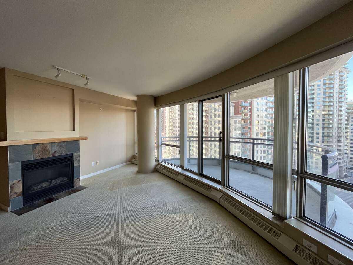 1088 6 Avenue SW 1205