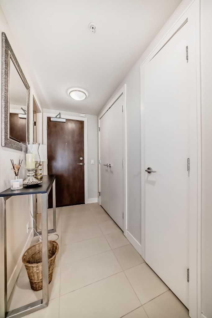 222 Riverfront Avenue SW 1723