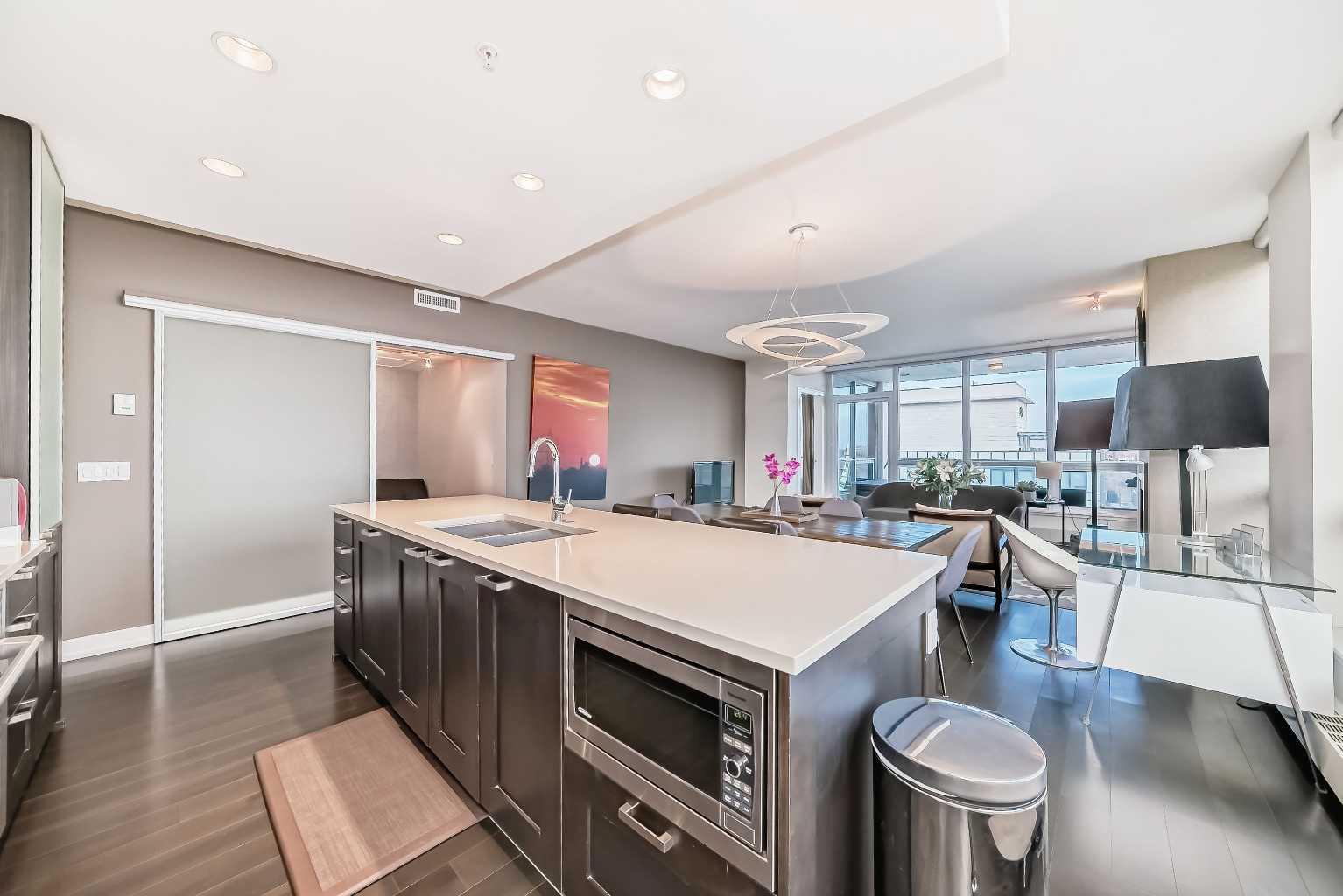 222 Riverfront Avenue SW 1723