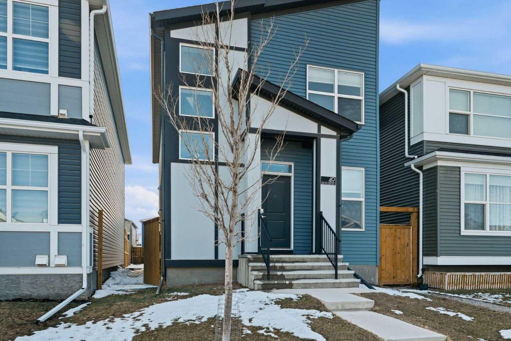 Photo of 49 Lucas Grove NW, Calgary, AB T3P 1R4 (MLS # A2303685)