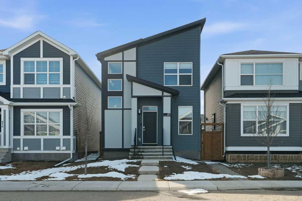 Photo of 49 Lucas Grove NW, Calgary, AB T3P 1R4 (MLS # A2303685)