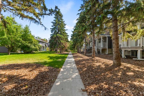 Tiny photo for 472 Regal Park NE, Calgary, AB T2E 0S6 (MLS # A2330428)