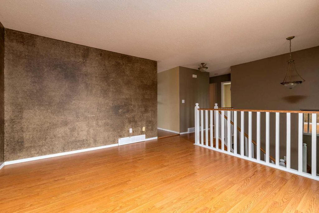 Photo of 2709 57 B Avenue, Lloydminster, AB T9V 2N1 (MLS # A2310486)