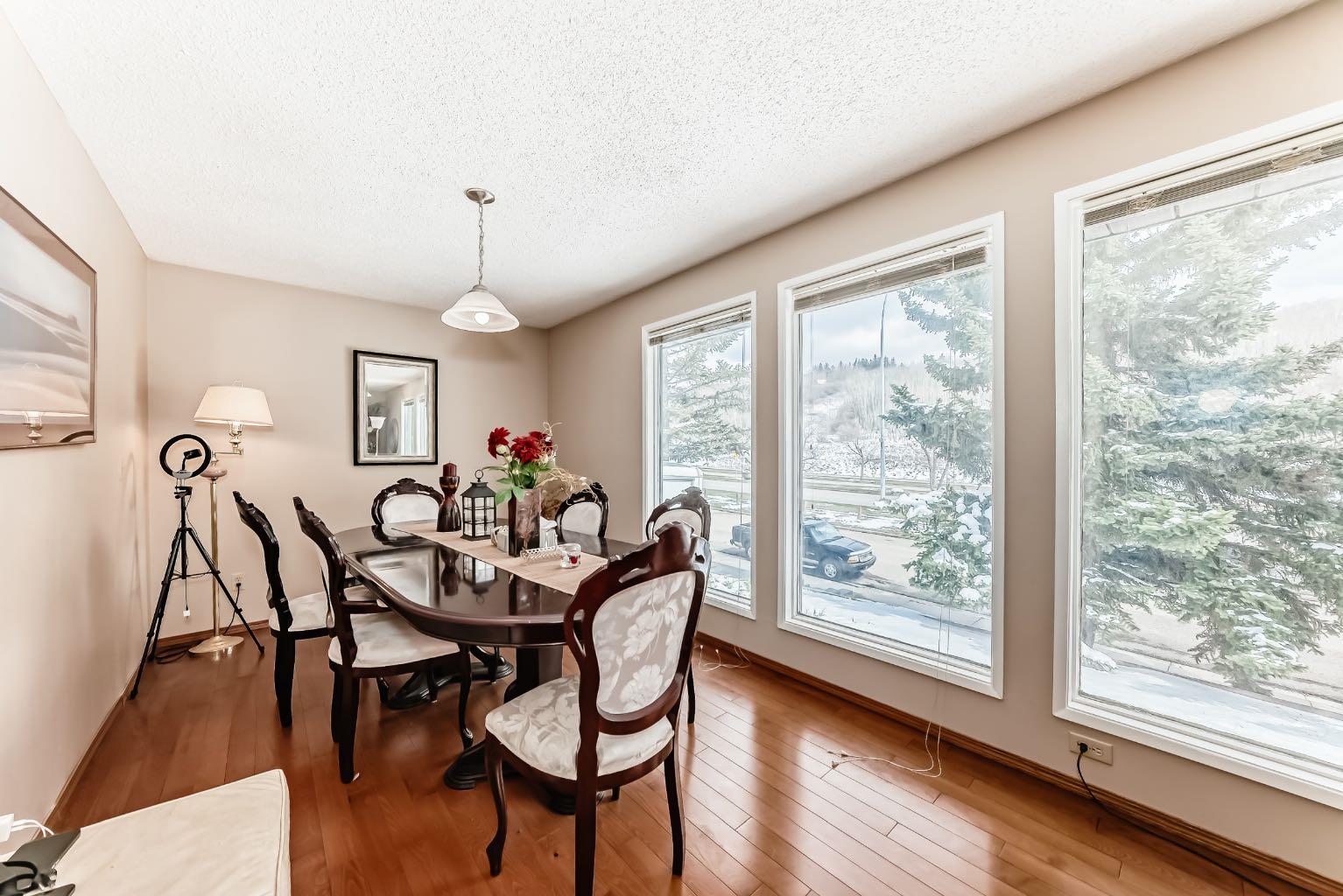 76 Edgewood Drive NW
