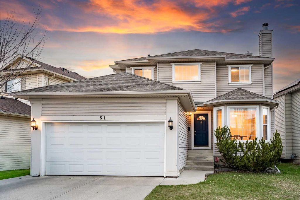 Photo of 51 Sierra Nevada Way SW, Calgary, AB T3H 3M6 (MLS # A2306414)