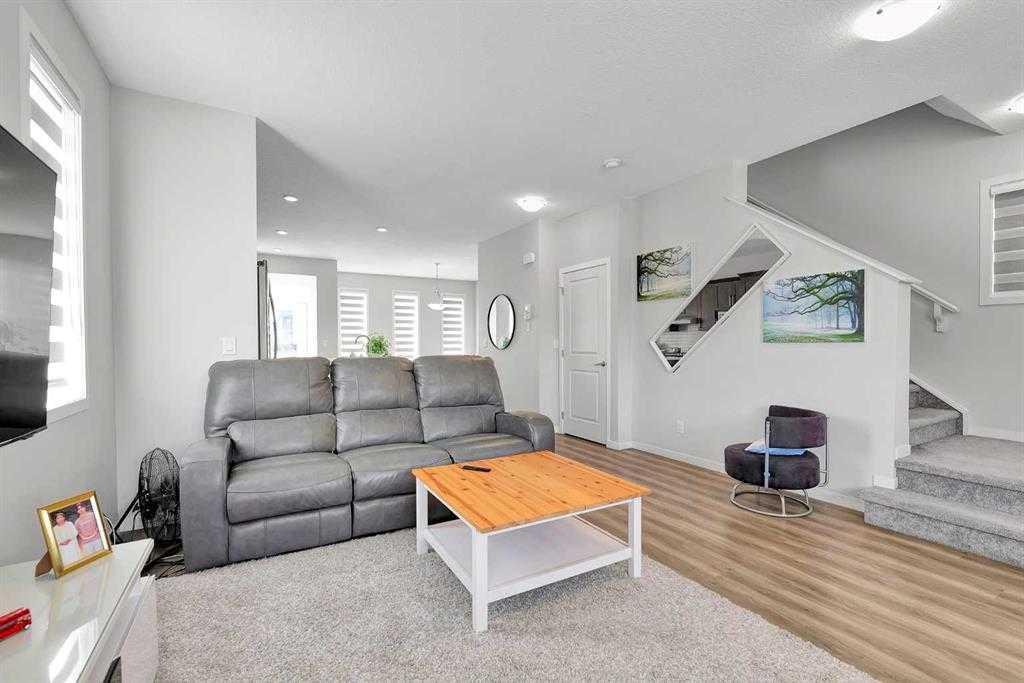 103 Dawson harbour Hill