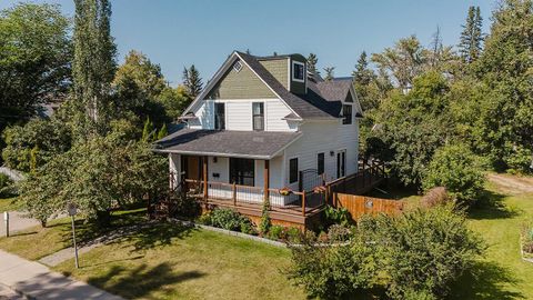 Photo of 4540 52 Street, Red Deer, AB T4N 2C3 (MLS # A2301299)