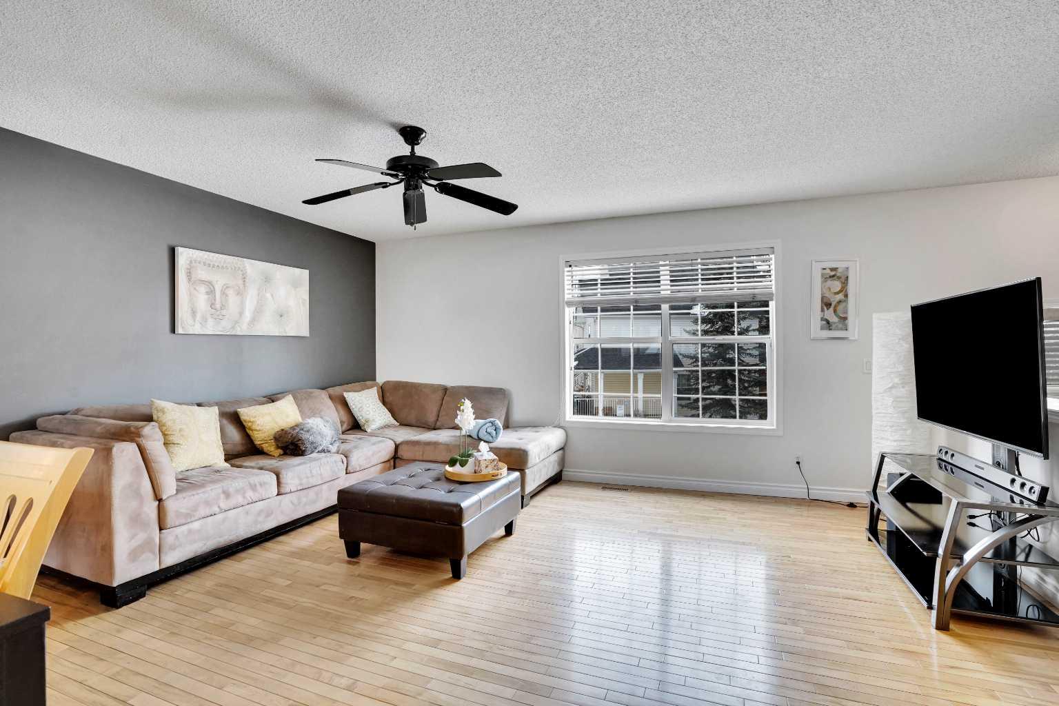 22 Prestwick Acres Lane SE