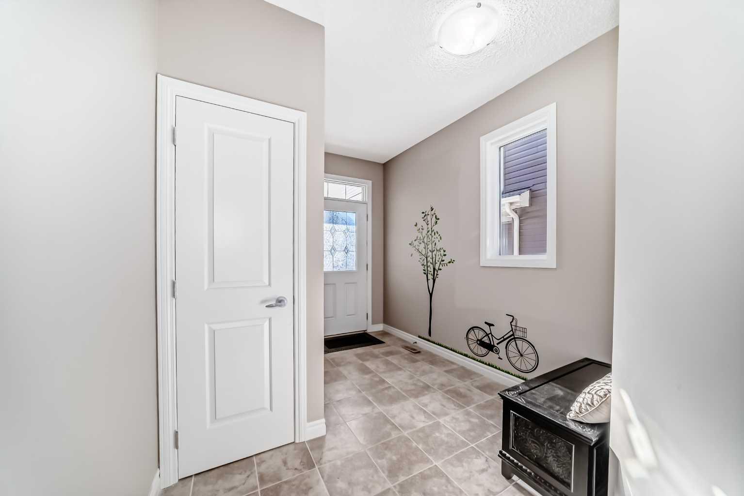 2159 Hillcrest Green SW