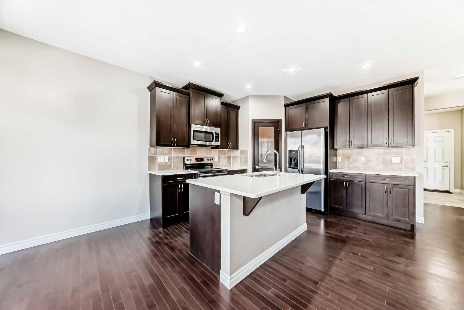 2159 Hillcrest Green SW