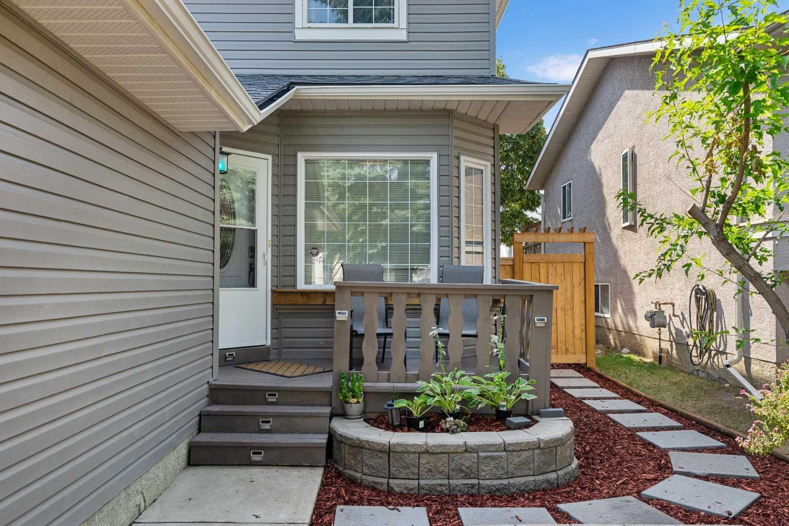 232 Harvest Glen Place NE