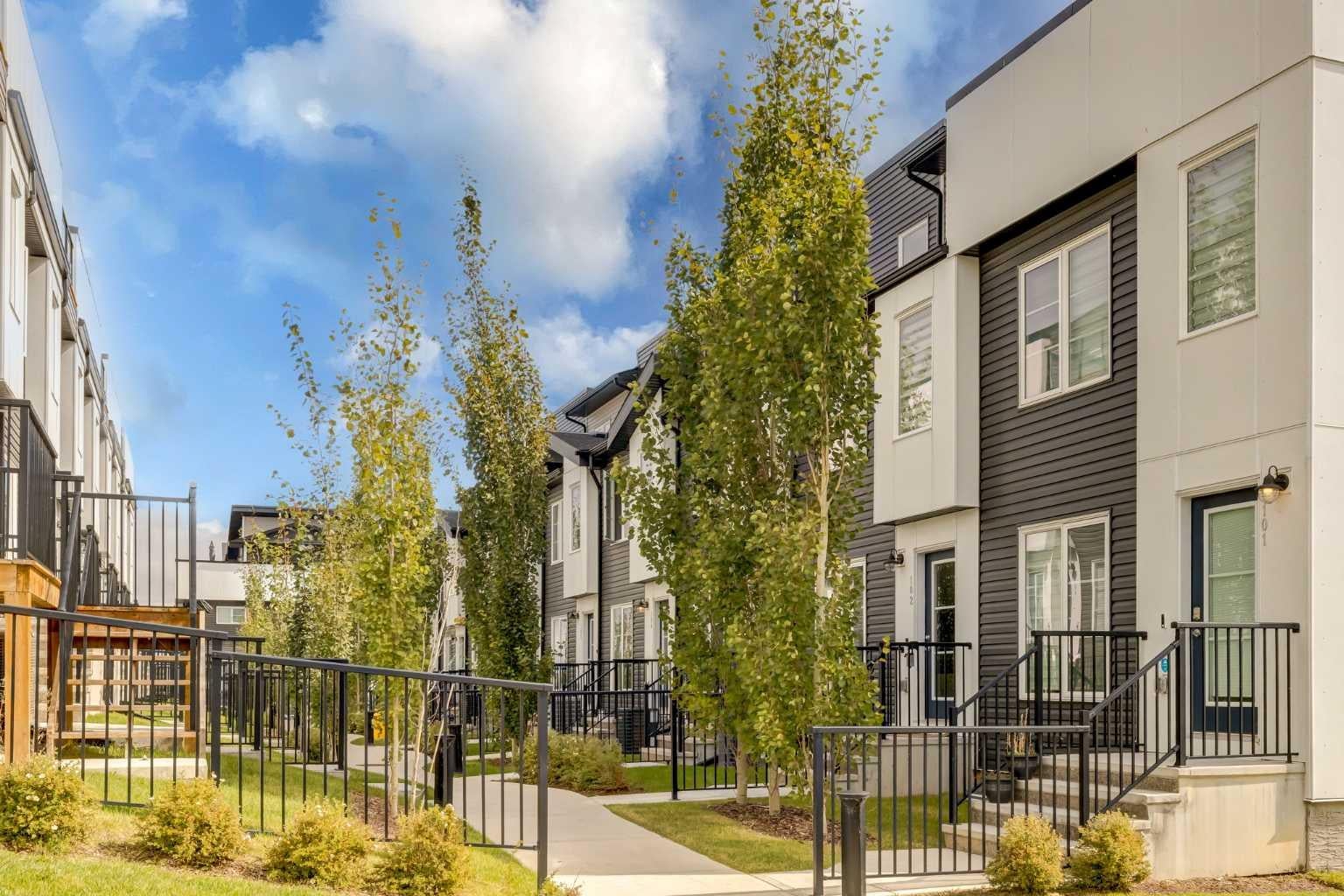474 Seton Circle SE 104