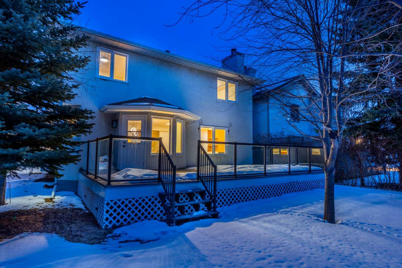 307 Hamptons Mews NW