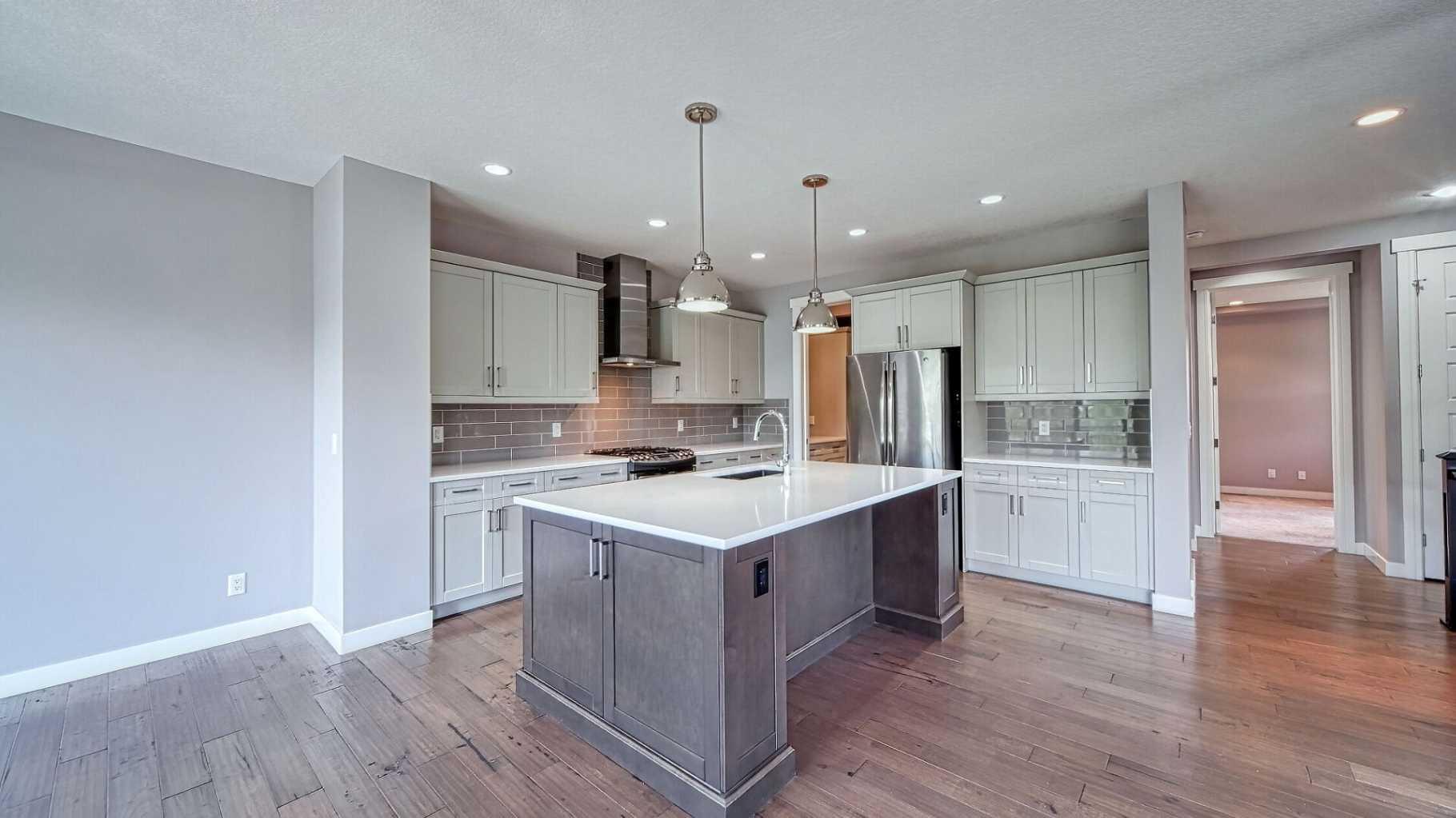 5 Nolanfield Point NW