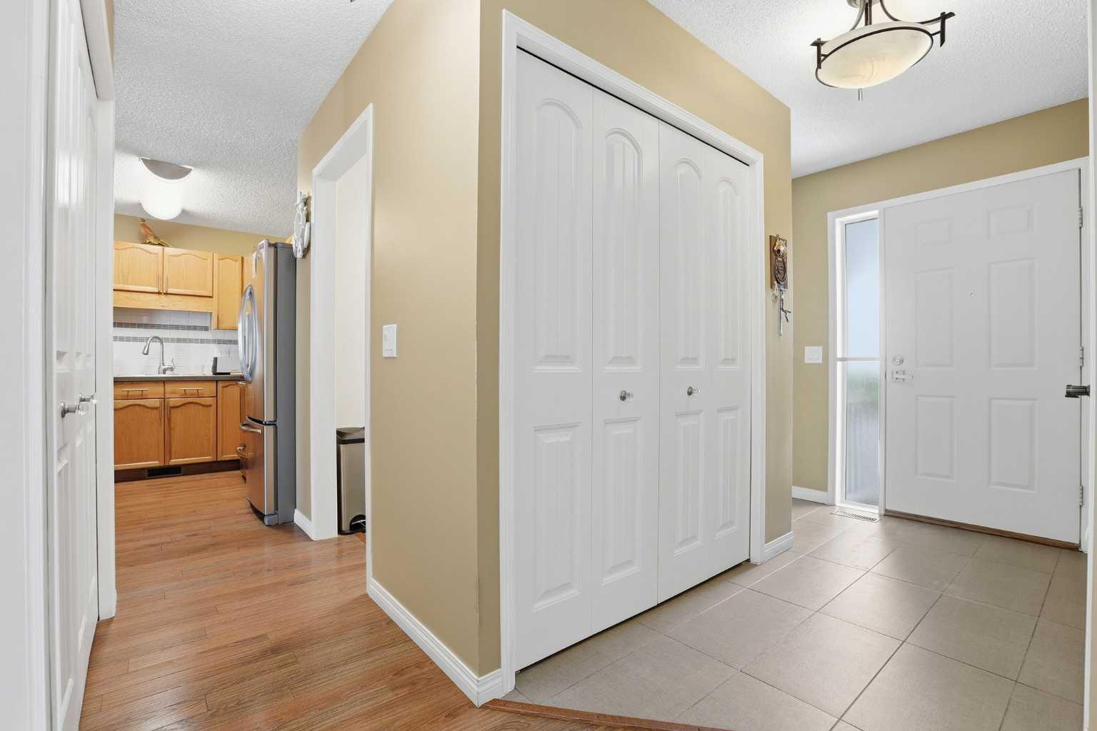 11 Macewan Park Heights NW