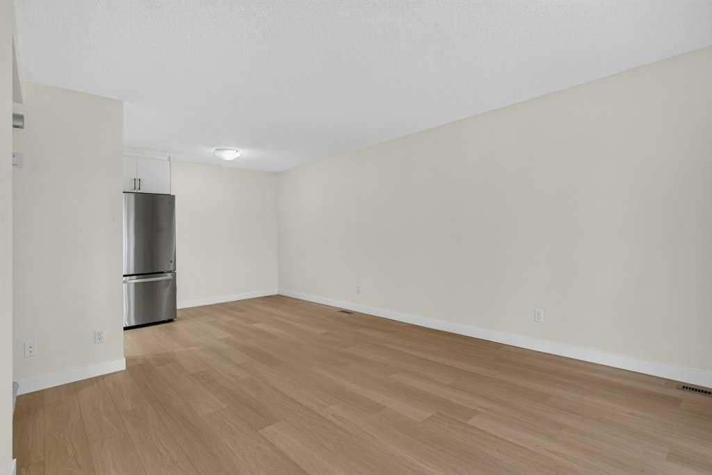 5404 10 Avenue SE 106