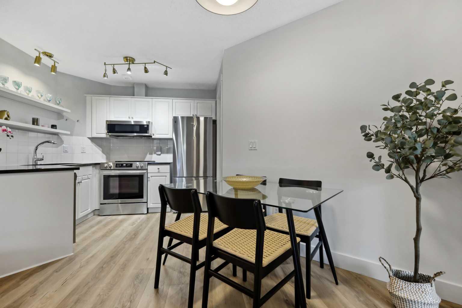 10 Sierra Morena Mews SW 210