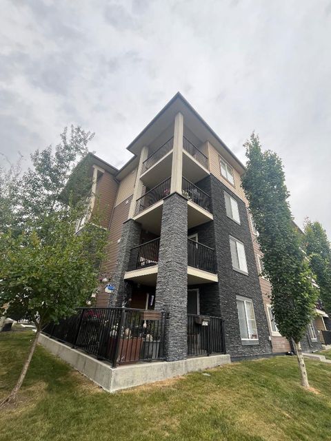 Photo of 81 Legacy Boulevard SE #2238, Calgary, AB T2X 2B9 (MLS # A2332584)