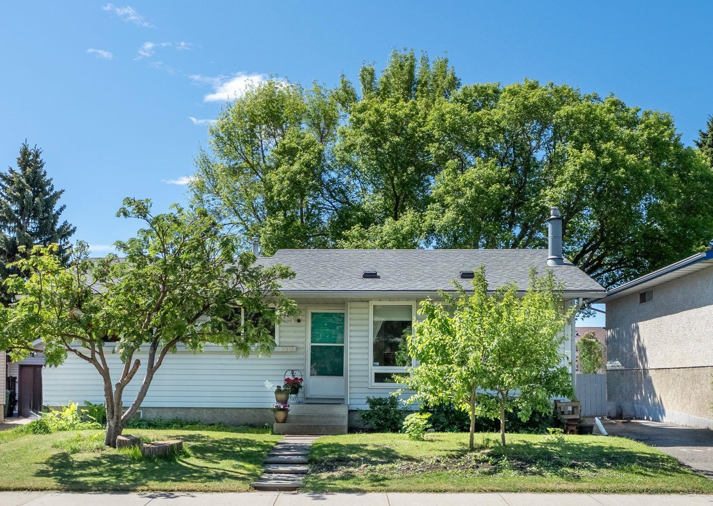 1019 Lysander Drive SE