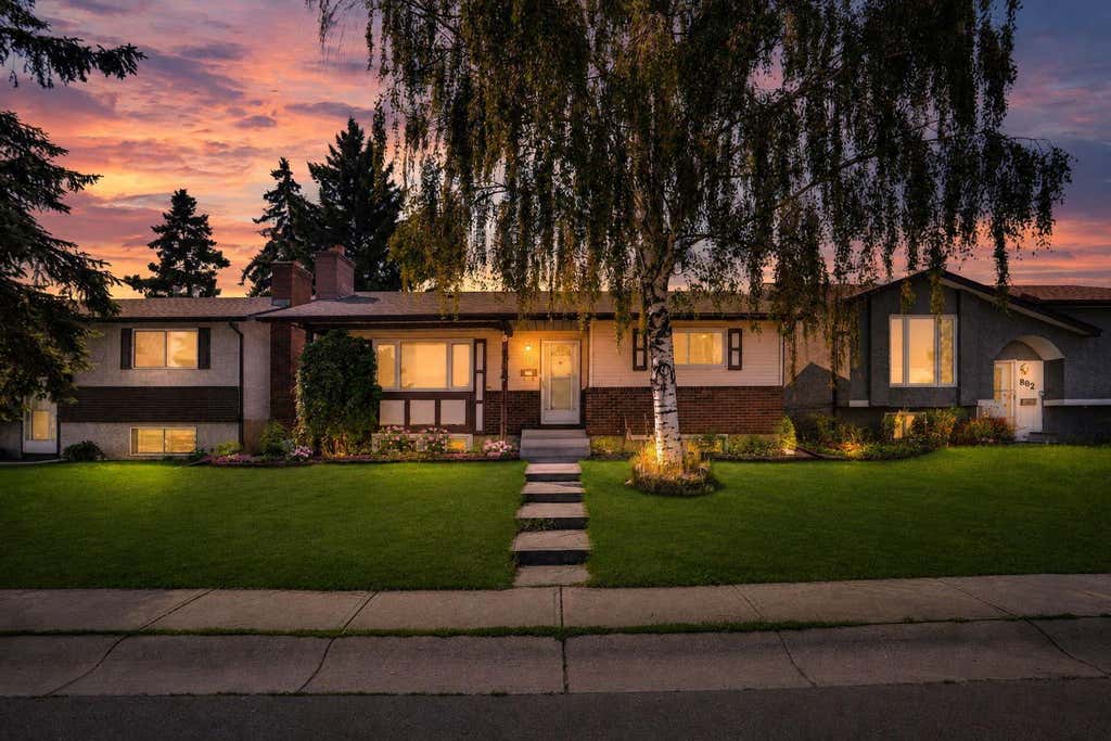 Photo of 888 Rundlecairn Way NE, Calgary, AB T1Y 2R7 (MLS # A2338702)