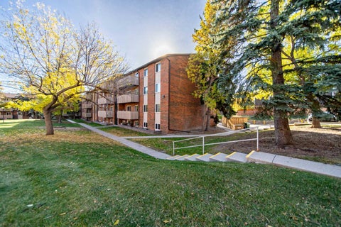 Photo of 11620 Elbow Drive SW #914, Calgary, AB T2W 3L6 (MLS # A2349676)