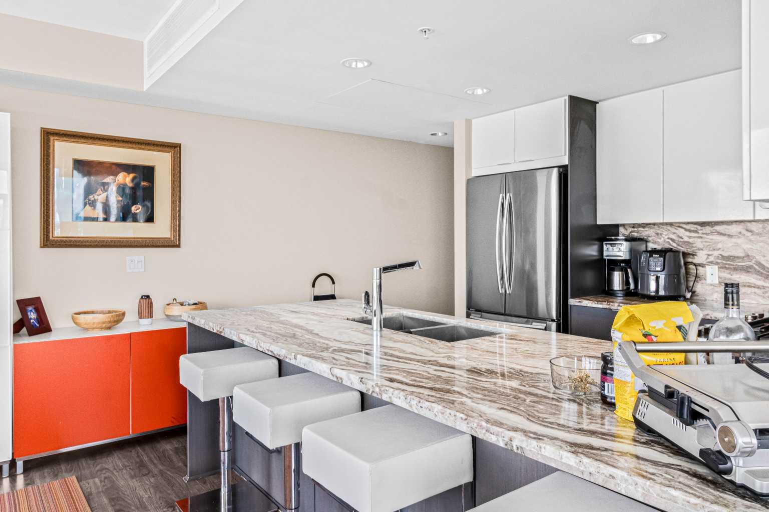 510 6 Avenue SE 2203